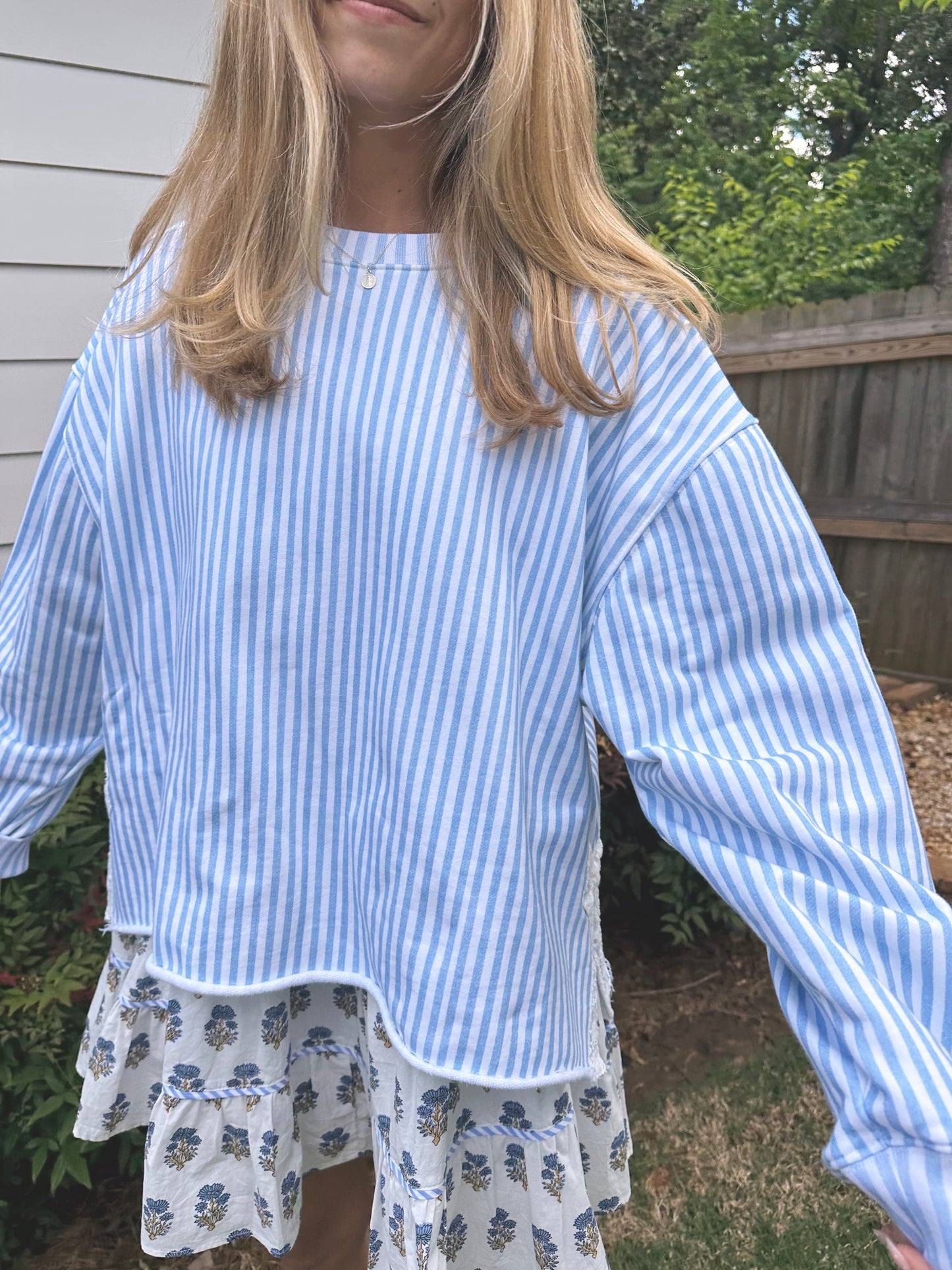 Signature Coastal Stripe Side Bow Sweatshirt