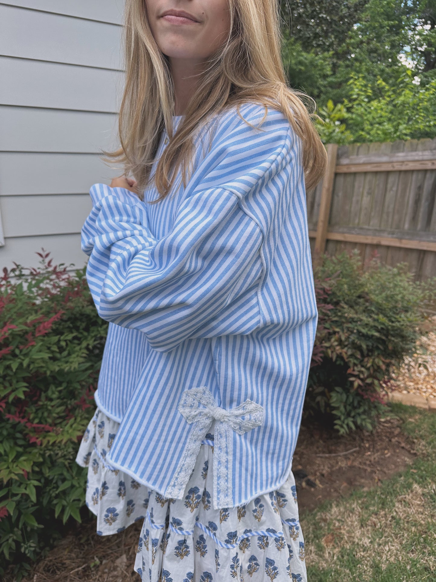 Signature Coastal Stripe Side Bow Sweatshirt