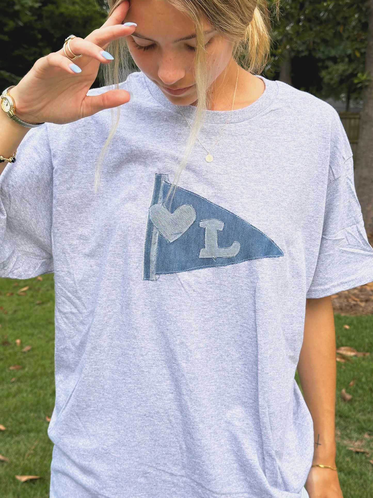 Love, Lank Flag Tee