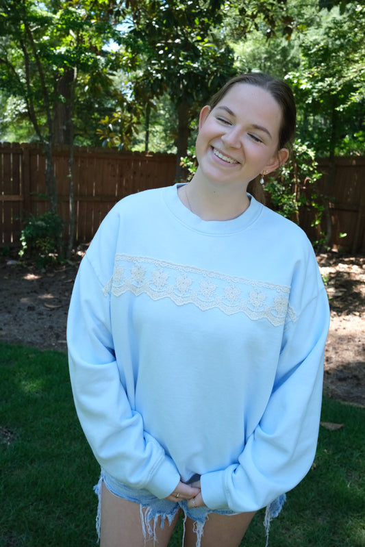 Harbor Lace Crewneck