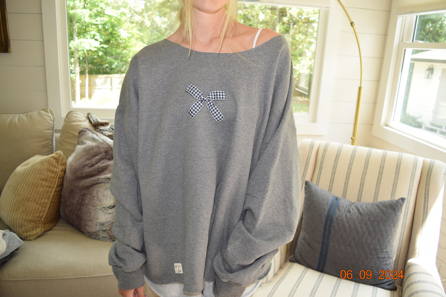 Wide Neck Bow Crewneck